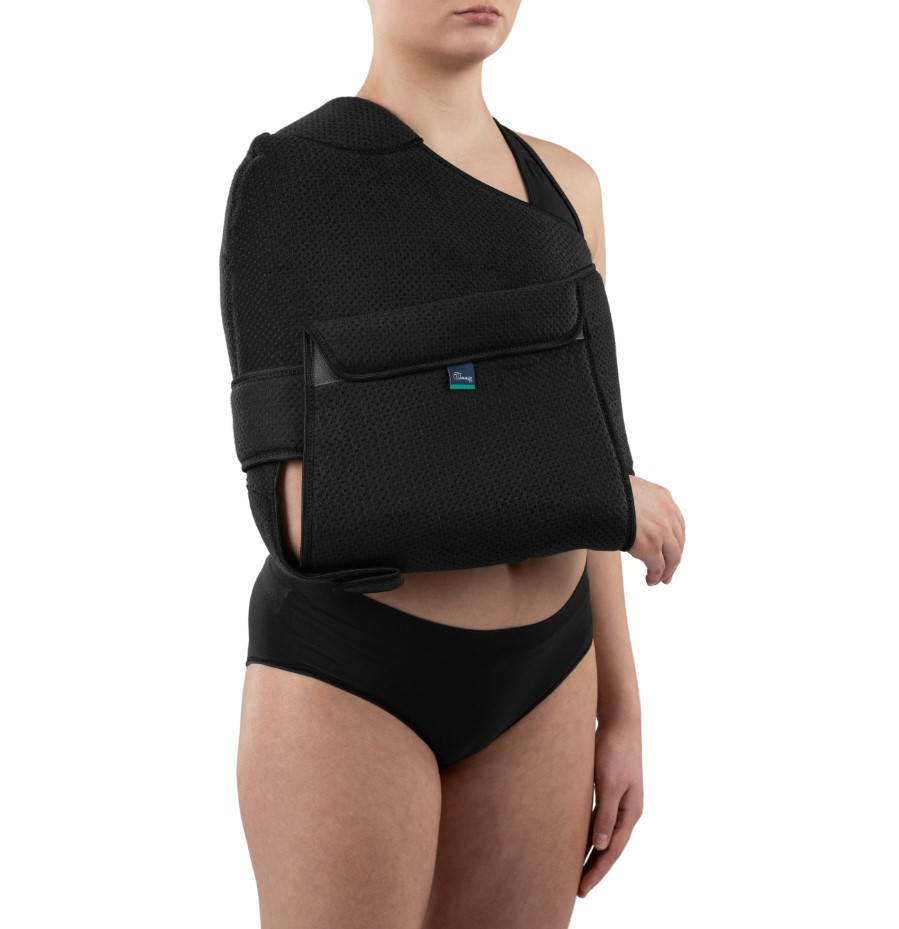 Vesta na rameno a paži L