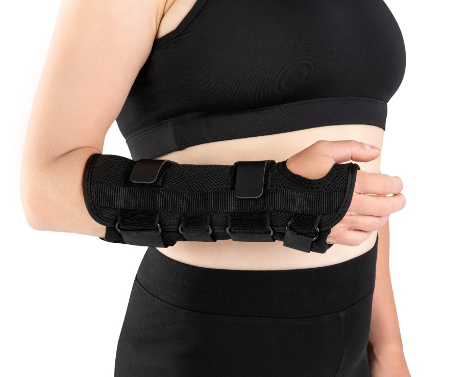 L ManuTim Dlouhý stabilizátor zápěstí pro pravou ruku