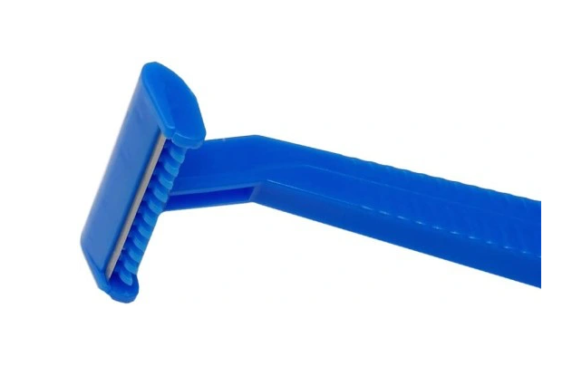 Chirurgický holicí strojek s jednou čepelí 8% 1ks