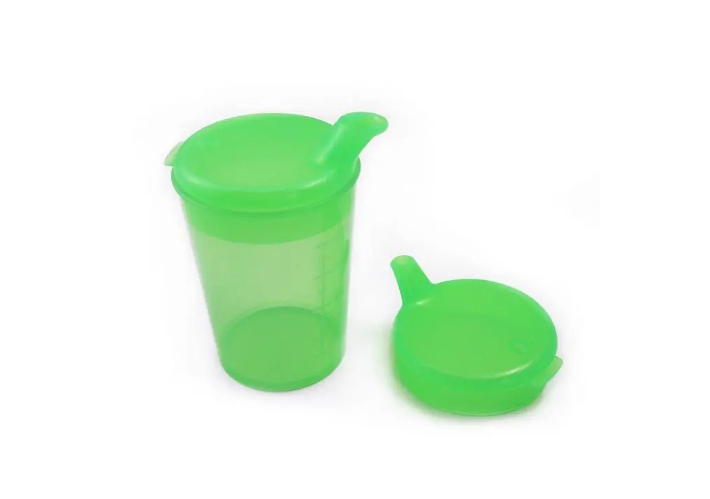 250ml hrnek s víčkem, miska na zalévání pro nemocné